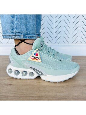 Nike Air Max DN SE Sz 10 Women Shoes Sneakers Seafoam Mint Green HJ9636-001❤️❤️